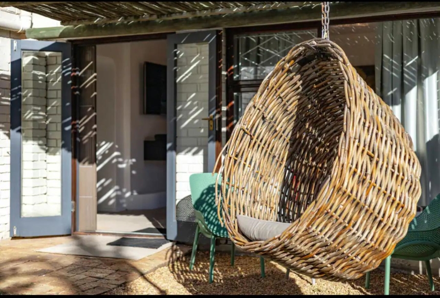 To Let 2 Bedroom Property for Rent in Camps Bay Western Cape